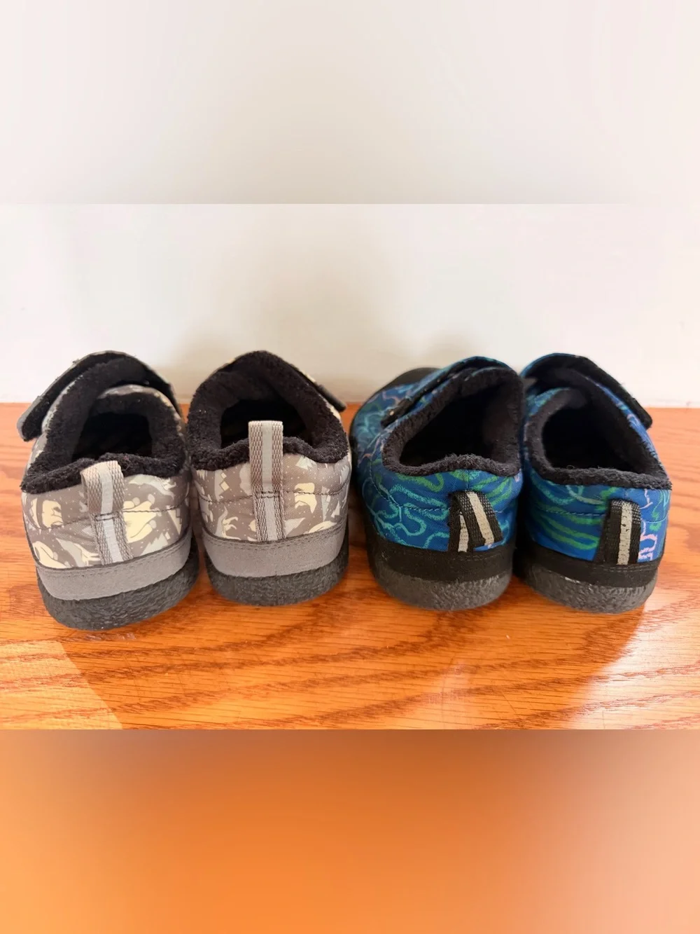 Bundle Keen Kids Howser Slippers 11T x2